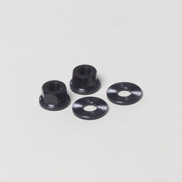 Salt AM Axel Nuts Black - One size