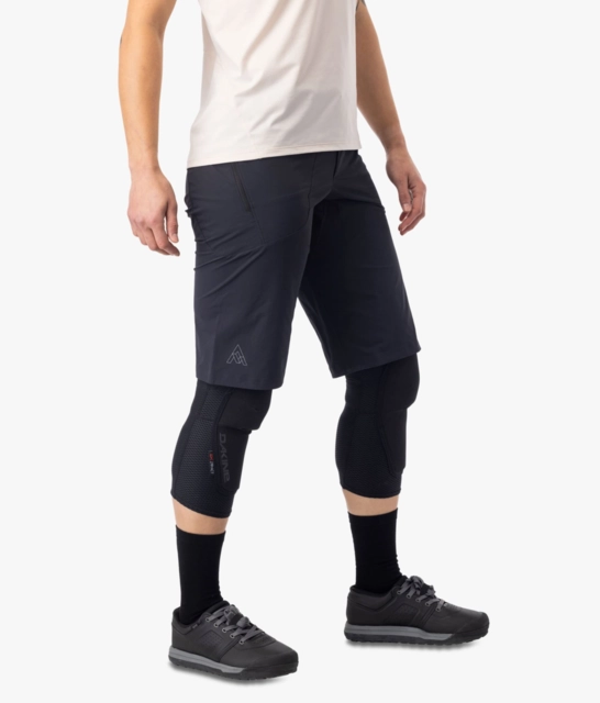 7mesh Glidepath Short W's Black - S 