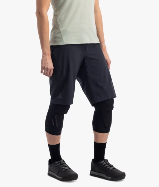 7mesh Transition Short W's Black - M 