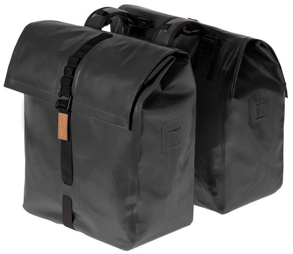 Basil Urban Dry Sideveskesett Black, 50L, IPX3, Universal Bridge