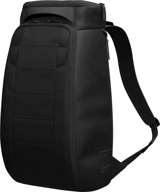 Db Hugger Backpack 25L Black Out 