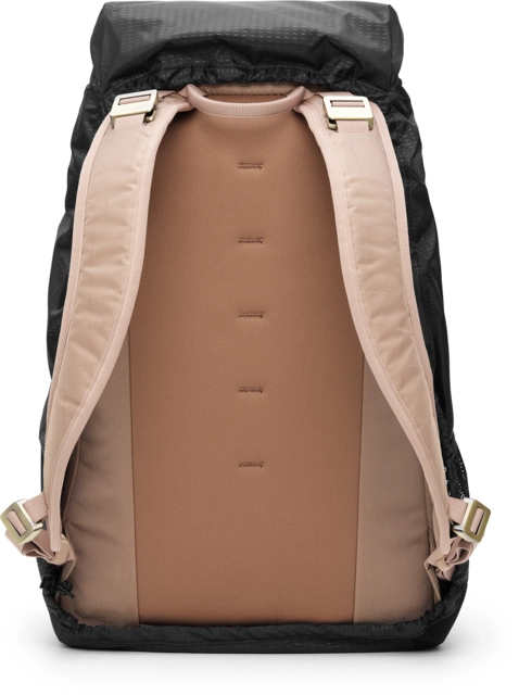 Db Hugger Rain Cover 25-30L Black Out 