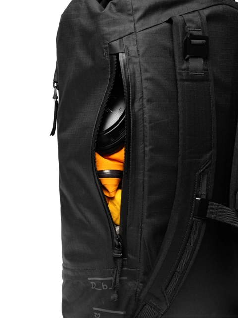 Db Essential Rolltop Backpack 32L Black Out 