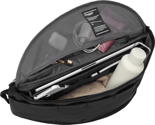 Db Hugger Base Backpack 15L Black Out 