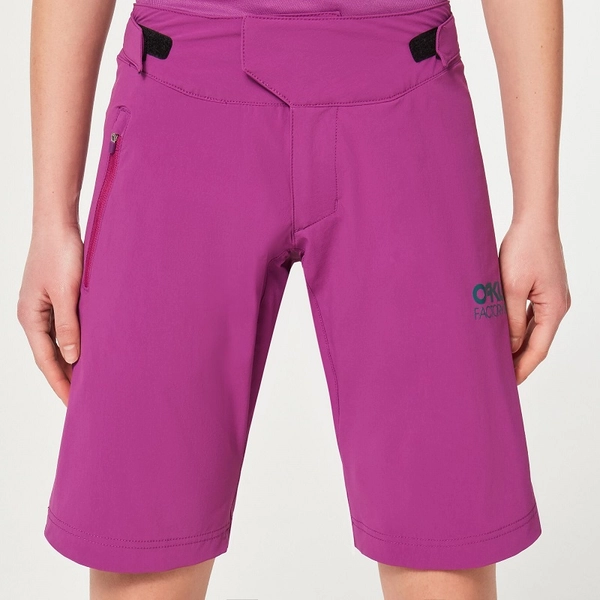 Oakley W&#39;s Factory Pilot Lite Short Ultra Purple