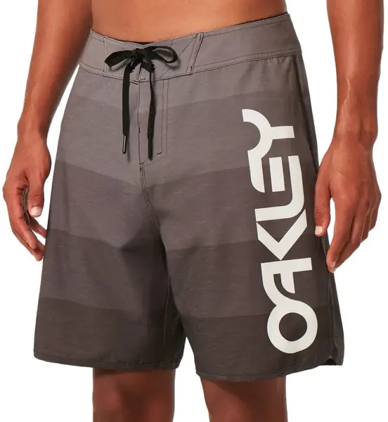 Oakley Retro Mark 19&quot; Boardshort Blackout