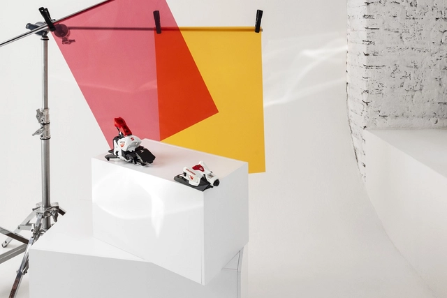 Salomon Strive 16 MNC 747 White/Fiery Red - 100mm 