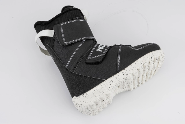 Nitro Rover Black - EU32/MP200 