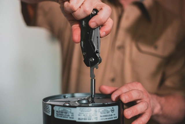 True Handyone Black 